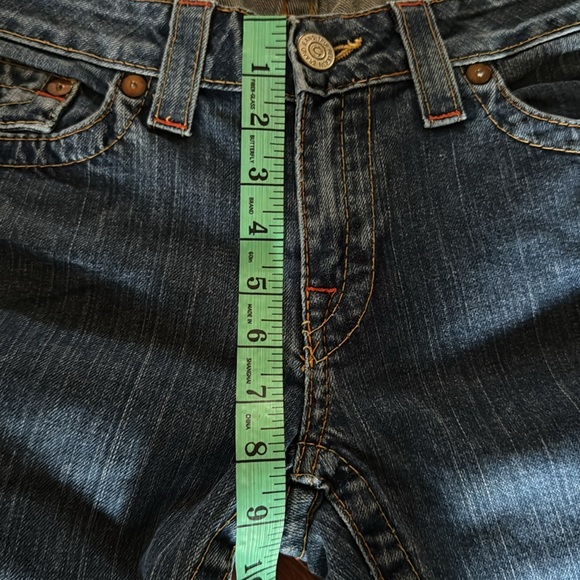 True Religion 90s fit - Picture 7 of 9